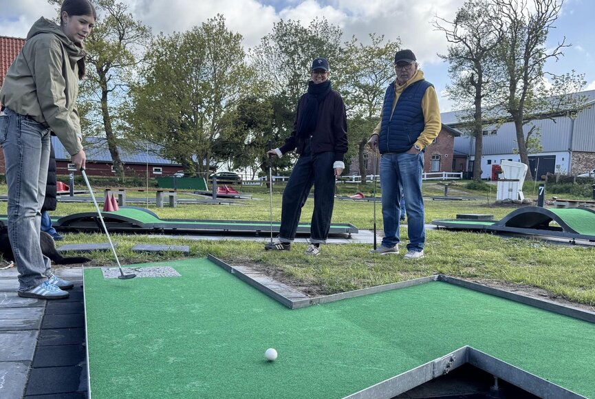 Mit Freunden, Familie oder zu Zweit: Minigolf macht immer Spaß